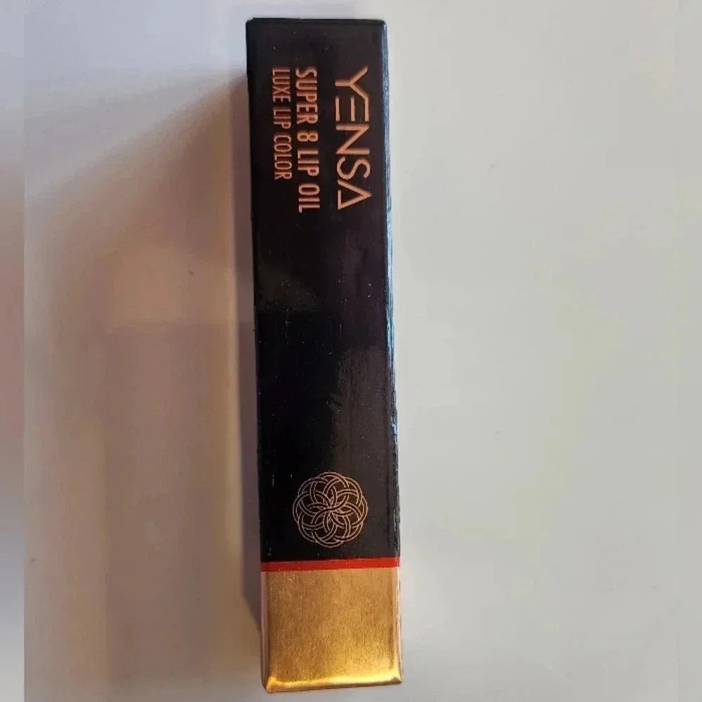 YENSA Super‎ 8 Lip Oil Luxe Lip Color Crush It Coral 0.23oz New with Box